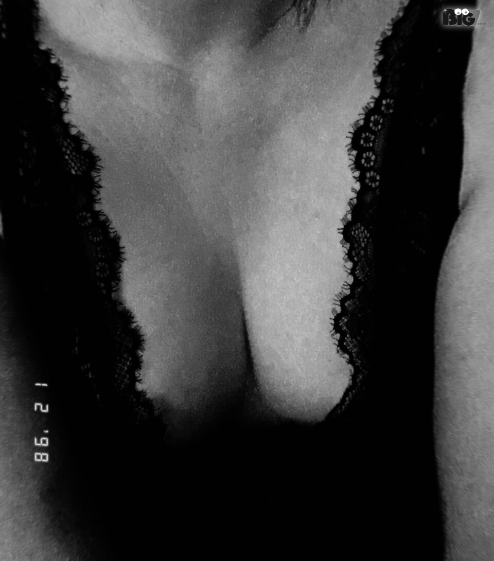 Lineaa - Video, Sexuelle Orientierung, selbst, Sage, MP4, Ich, Heiß, Haarfarbe, deutsch, Augenfarbe