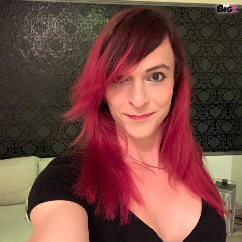 TSJuliaJoy - Video, Sexuelle Orientierung, selbst, Sage, MP4, Ich, Heiß, Haarfarbe, Girl, deutsch, Augenfarbe