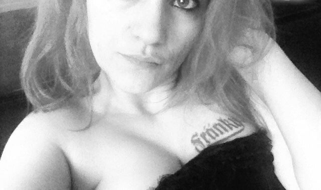 Porn Girl - Lady-666 aus 50xxx Köln ich mag Dirtytalk, Face-Sitting, Nylon-Strapserotik, Fuß-Fetisch, Lack,Leder, Latex, Natursekt aktiv, Dominante Rollen, Rohrstockerziehungen, Spitting, Keuschhaltung, Versklavung aktiv , Verhöre, Vorführung, Trampling
