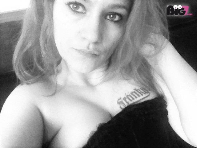 Lady-666 - Zeit, Wissen, Vorführung, Video, Versklavung aktiv, Verhöre, treffen, Trampling, Spitting, Sonne, Sexuelle Orientierung, selbst, Sage, Rücken, Rohrstockerziehungen, Peitsche, Nylon-Strapserotik, Nylon, Natursekt aktiv, Natursekt, Nachricht, MP4, Leder, lecken, Latex, Lady, Lack, Kopf, Kommen, Köln, Keuschhaltung, Ich, Höflichkeit, Herrin, Heiß, Haarfarbe, geil, Füße, Fuß-Fetisch, Fetisch, Face-Sitting, Erde, Dominante Rollen, DirtyTalk, deutsch, Augenfarbe, ALS