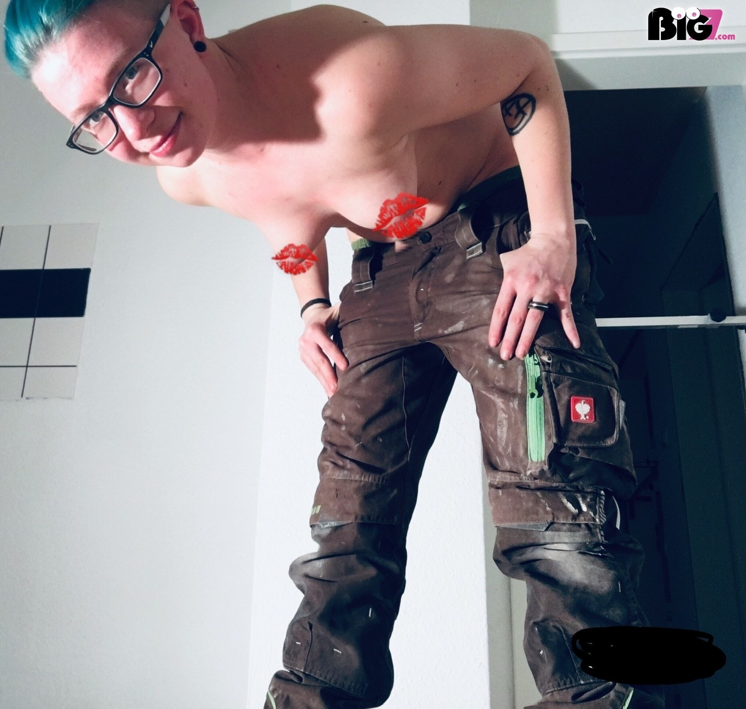 BandidaFox - Zungen-Analsex passiv, Tittenfick, Sexspielzeuge, Rollenspiele, Rimming (Polecken), Partnererziehung, Nylon-Strapserotik, Lesbische Spiele, Leder, Latex, Lack, Gegenstände einführen, Face-Sitting, Entführungsspiele, Eier lecken, Dominante Rollen, DirtyTalk, 69