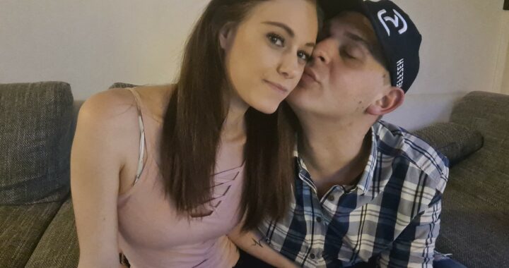 Porn Girl - YoungCoupleXX aus xxx ich mag 69, Analsex, Zungen-Analsex aktiv, Zungen-Analsex passiv, Sexspielzeuge, Deepthroating (Hardcore Blasen), Rimming (Polecken), Gesichtsbesamung, Face-Sitting, Eier lecken, Creampie, Rollenspiele, Dreier , Doppelte Penetrationen, Lack,Leder, Latex, Devote Rollen, Dominante Rollen
