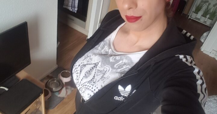 Porn Girl - Sexykamilla36 aus xxx ich mag 69, Dirtytalk, Analsex, Anal-Dehnungen aktiv, Sexspielzeuge, Gegenstände einführen, Tittenfick, Große Brüste, Lesbische Spiele, Nylon-Strapserotik, High-Heels, Lack,Leder, Latex, Gothic