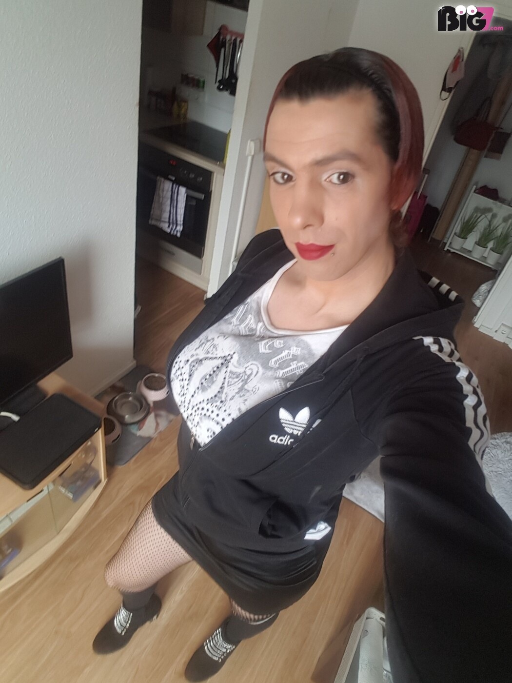 Sexykamilla36 - Tittenfick, Sexspielzeuge, Nylon-Strapserotik, Lesbische Spiele, Leder, Latex, Lack, High Heels, grosse brueste, Gothic, Gegenstände einführen, DirtyTalk, Analsex, Anal-Dehnungen aktiv, 69
