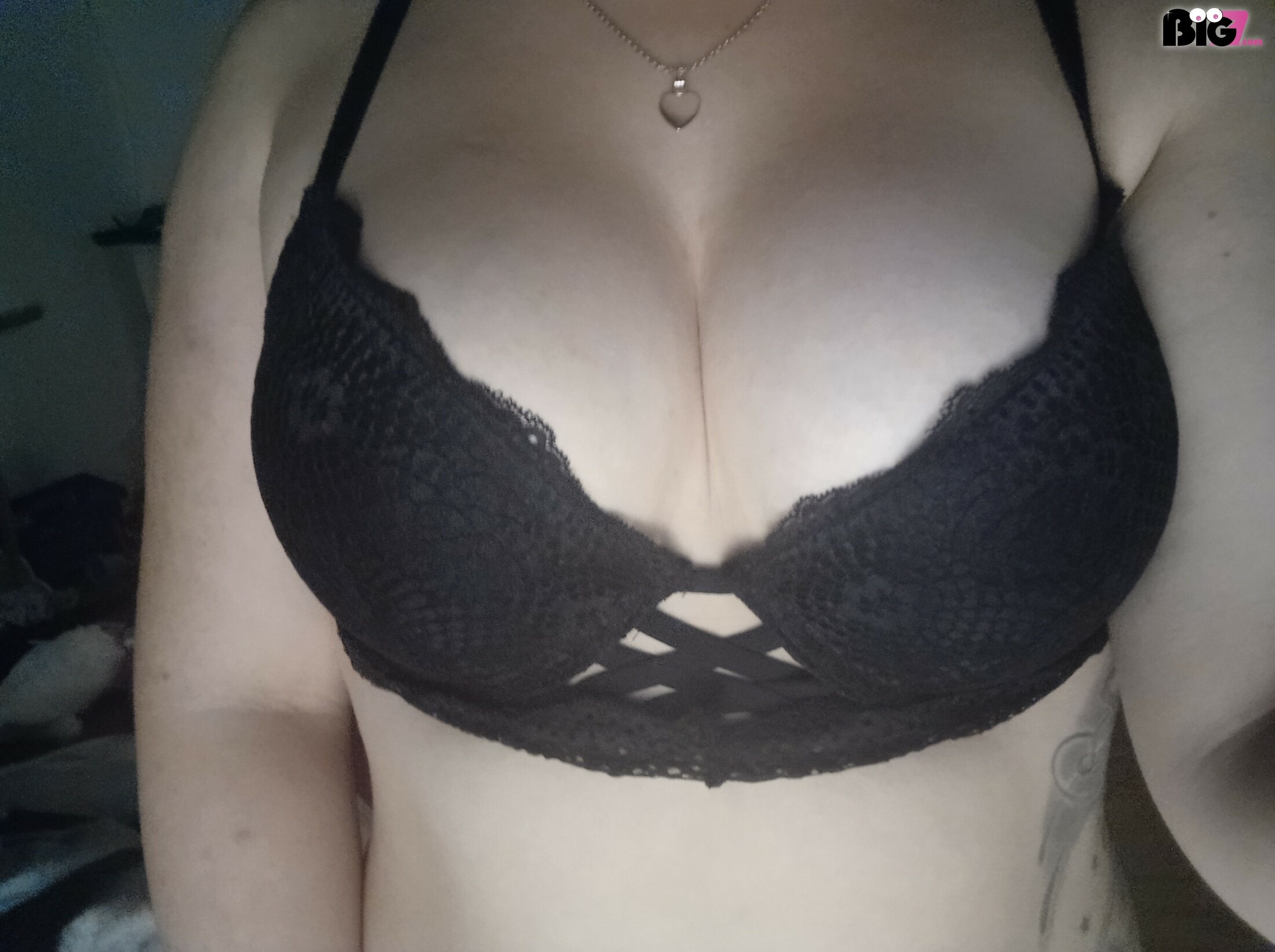 Latiisha - Video, Sexuelle Orientierung, selbst, Sage, MP4, Ich, Heiß, Haarfarbe, Fetisch, Eure, deutsch, Augenfarbe