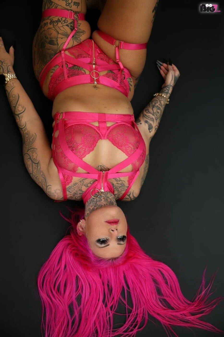 CashyInked - Zeit, Vorführung, Video, Tittenfick, Spanking, Sexuelle Orientierung, Sexspielzeuge, selbst, Sage, Rollenspiele, Nylon-Strapserotik, Nylon, Natursekt aktiv, Natursekt, MP4, Lust, Lesbische Spiele, Leder, lecken, Latex, Lack, Ich, High Heels, Heiß, Gruppensex, Große Schwänze, grosse brueste, Gesichtsbesamung, Gegenstände einführen, Fuß-Fetisch, Fisting, Fetisch, Face-Sitting, Entführungsspiele, Eier lecken, Dreier, Doppelte Penetrationen, Dominante Rollen, DirtyTalk, Devote Rollen, deutsch, Demütigung, Brüste, Bondage, Augenfarbe, Analsex, Abenteuer, 69