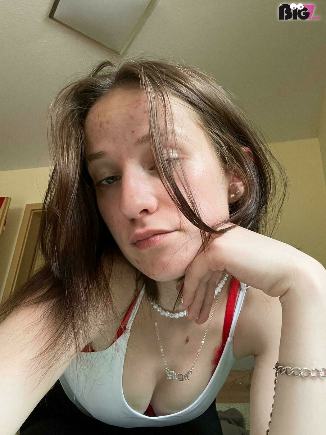 JuliaJoy - Zeigen in der Öffentlichkeit, Sexspielzeuge, Rollenspiele, Lesbische Spiele, Girlfriendsex, Gegenstände einführen, Eier lecken, Dreier, Dominante Rollen, Devote Rollen, Deepthroating (Hardcore Blasen), Creampie, 69