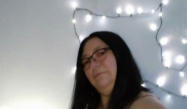 Porn Girl - LadyDehate1991 aus 67xxx Bõrrstadt ich mag 69, Girlfriendsex, Dirtytalk, Tittenfick, High-Heels, Gothic, Devote Rollen