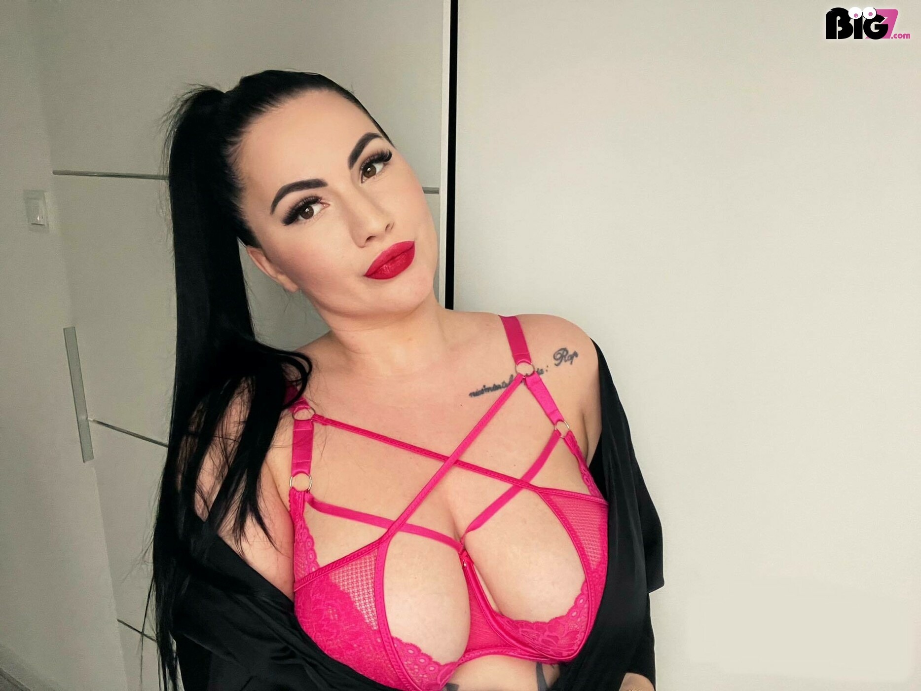 MissyHedone - Video, Sexuelle Orientierung, selbst, Sage, Polen, Pleasure, Natursekt, MP4, Money, Ich, Heiß, Haarfarbe, Fußfetisch, Fuß, Fetisch, deutsch, Augenfarbe