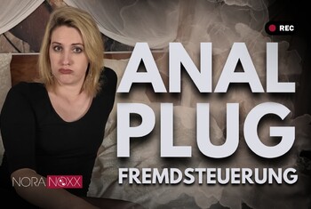 Frecher Nachbar steuert meinen neuen Anal-Plug