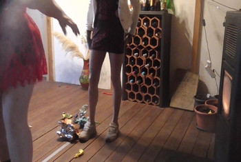 Kaputt machen hier wird werden PVC Ballons Zerstört