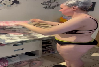 Franny probiert neue Kleider an Teil 4