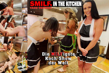 sMILFs in the kitchen. Taco Tuesday