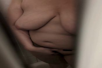 Ich besorge es mir beim Duschen