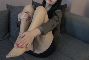 Wer kümmert sich um meine Nylonfüße?