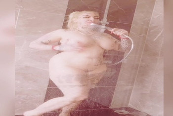 Ich dusche mich sexy für dich