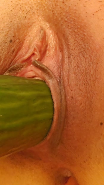 Meine Gurke, mein Spaß – du darfst nur zuschauen!
