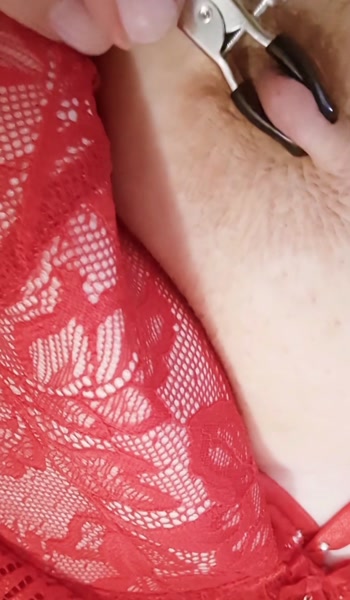 Erotisches Vorglühen mit 20cm Dildo