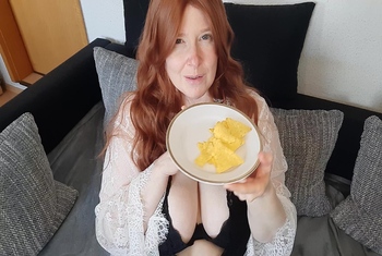 Neue Aufgabe für dich –  Nacho Chips mit Sperma topping