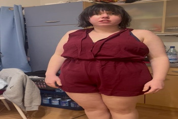 Franny probiert ihre neue Bestellung an Teil7